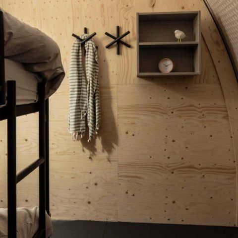 HÉBERGEMENT INSOLITE 6 personnes - Grand chêne