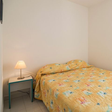 Apartment 6 persons - 2 rooms with sleeping area sleeps 6