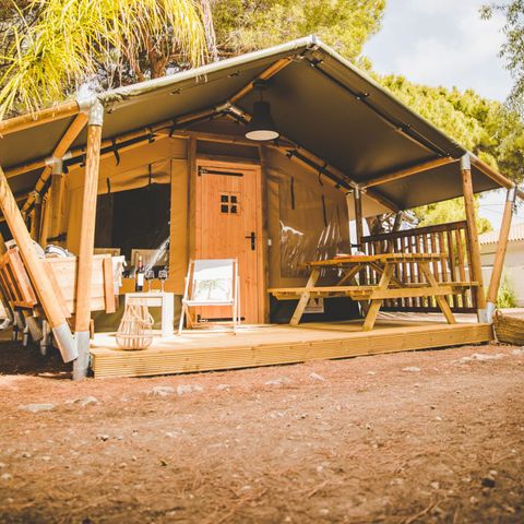 Canvas and wooden tent 4 persons - Glamping Safari Mistral