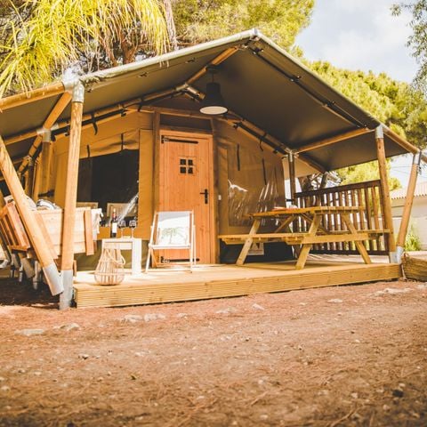 Tente en toile et en bois 4 personnes - Glamping Safari Mistral
