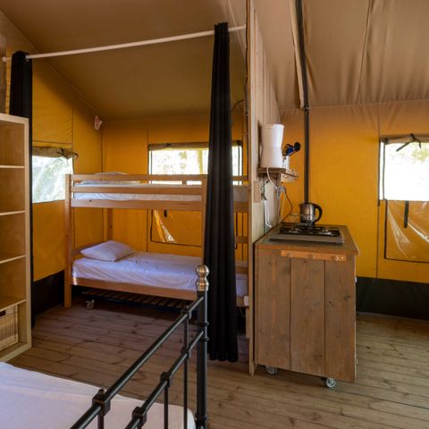 CANVAS AND WOOD TENT 5 people - Lodge tent COMBARELLES 35m² without sanitary facilities 5 pers