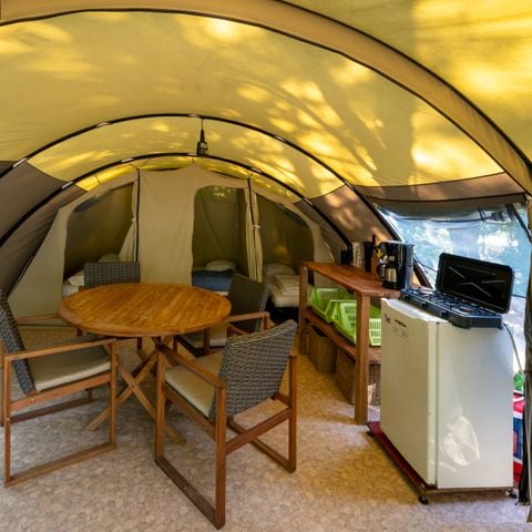 Safaritent 4 personen - LUXE Tent 35m² zonder sanitair