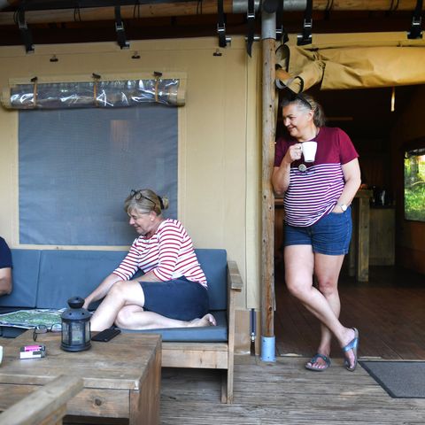 CANVAS AND WOOD TENT 6 people - Lodge tent CRO MAGNON 53m² with sanitary facilities for 6 people