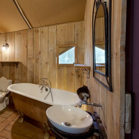 CANVAS AND WOOD TENT 6 people - Lodge tent LASCAUX 55m² with sanitary facilities for 6 people