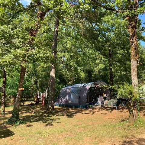 STAANPLAATS - Standplaats 100m² 1/7 pers