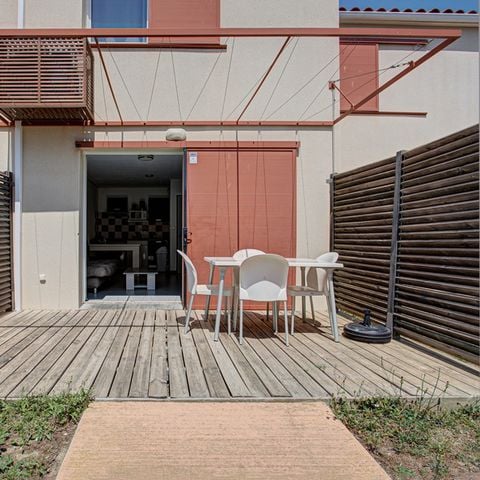 House 6 persons - 2-room house with sleeping area, sleeps 6, air-conditioned