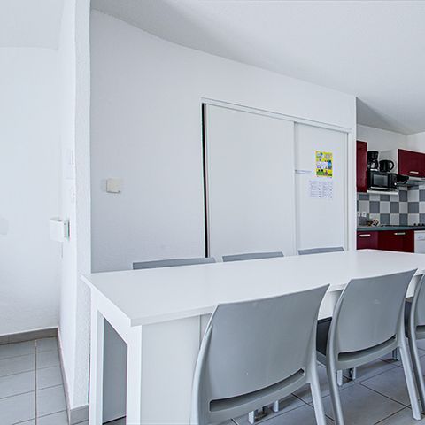 FERIENHAUS 6 Personen - 2-Zimmerwohnung mit Schlafbereich 6 Personen