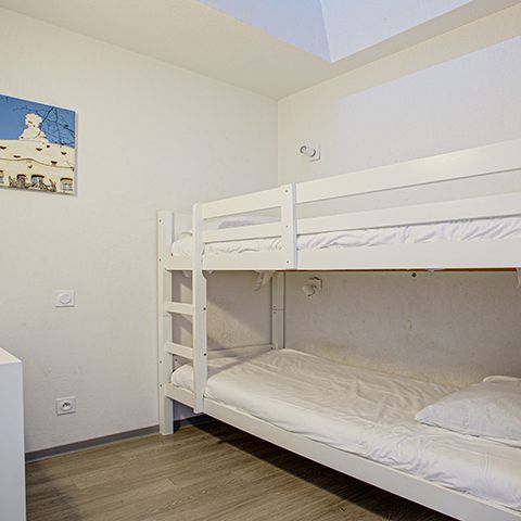CASA 8 personas - 3 habitaciones con zona de dormitorio, capacidad para 8 personas, aire acondicionado