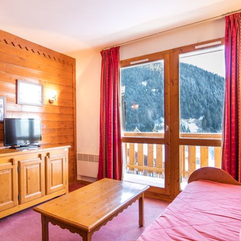 Apartment 6 persons - 2-room flat with sleeping area sleeps 6