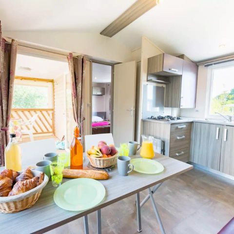 MOBILHOME 4 personnes - 3 Pièces 4 Personnes + TV - 3 soleils