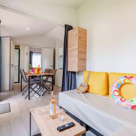 Mobilheim 4 Personen - 3 Zimmer 4 Personen + TV - 3 Sonnen