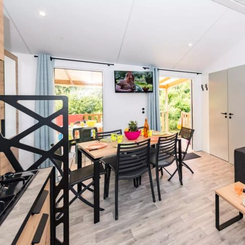Stacaravan 6 personen - 4 Kamers 6 Personen + TV - 4 soleils