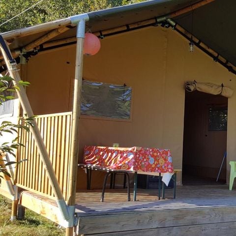 TENTE TOILE ET BOIS 4 personnes - SAFARI PREMIER PRE, sans sanitaires
