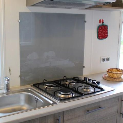 BUNGALOW 4 personnes - Young