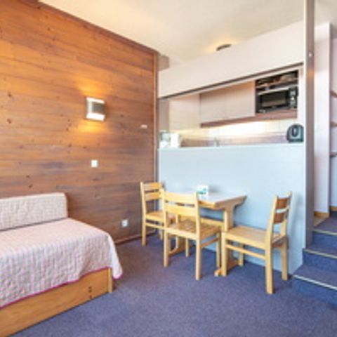 STUDIO 3 people - Studio 3 persons