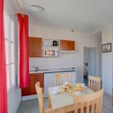 Apartment 4 persons - 2 rooms 4 persons