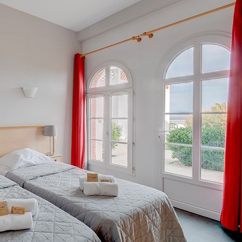 Apartment 6 persons - 2-room apartment with sleeping area sleeps 6 - sea view
