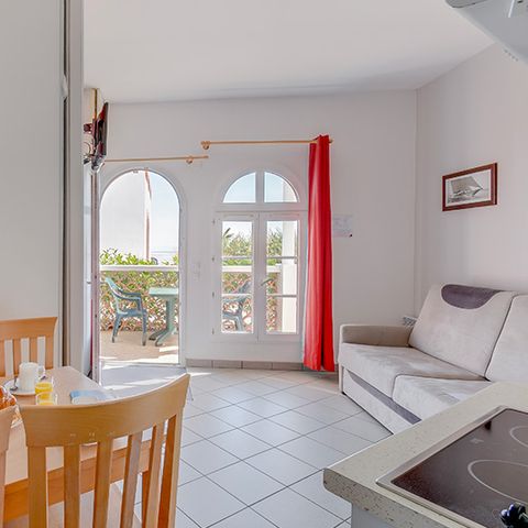 STUDIO 4 personnes - 4 personnes avec coin nuit vue Mer