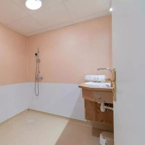 APARTMENT 3 people - PMR