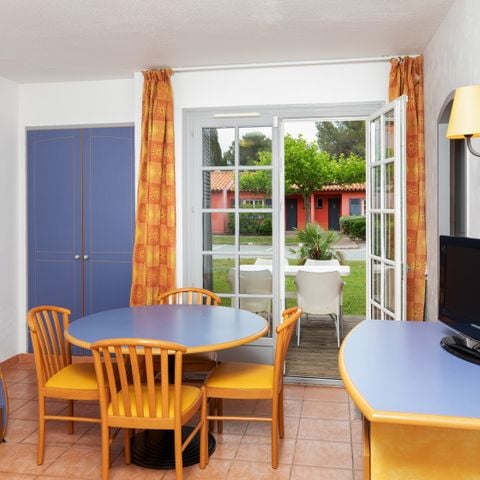 APARTMENT 4 people - 2 rooms - Classic 2P4 (Bed and Breakfast)