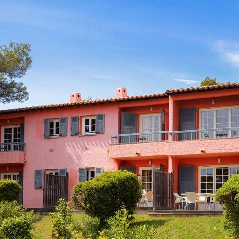 STUDIO 2 people - Superior 2 people (Bed and Breakfast)