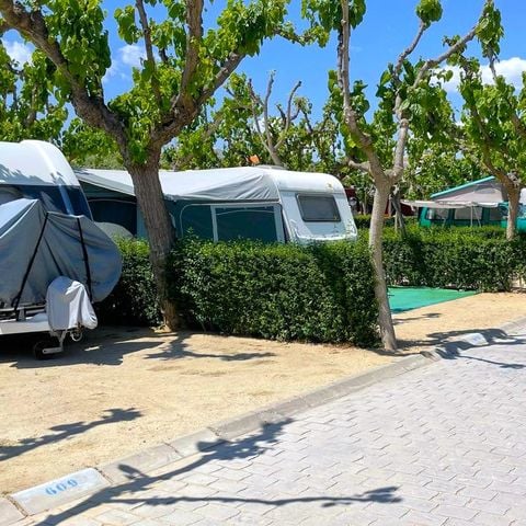 EMPLACEMENT - E. Supérieur