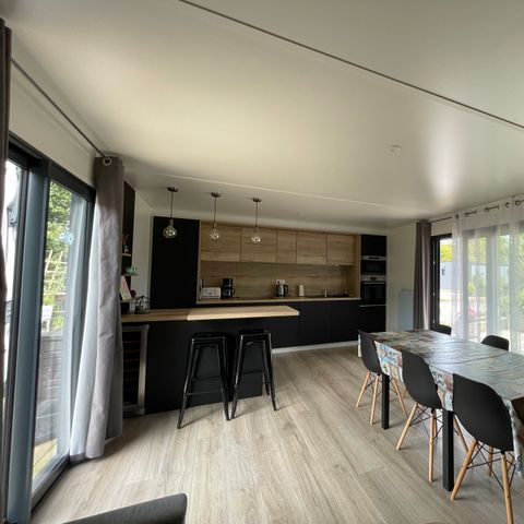 MOBILHOME 6 personas - ACOGEDOR ECOLODGE (DF17) 3BED - AIRE ACONDICIONADO - PISCINA/JACUZZI - WIFI - 2 TERRAZAS