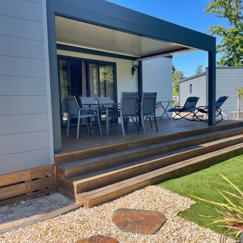 MOBILHOME 4 personas - ECOLODGE AGRADABLE (DF28) - 2BED - AIRE ACONDICIONADO - WIFI - CON PISCINA/JACUZZI