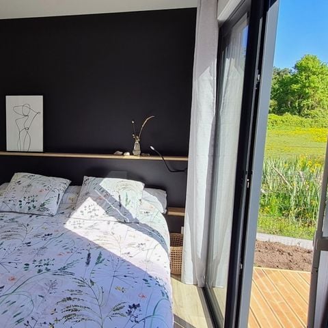 Mobilheim 6 Personen - ECOLODGE IN RUHIGER LAGE (DF20) 3 SCHLAFRÄUME - 2 BÄDER - 2 TERRASSEN - KLIMAANLAGE - WIFI