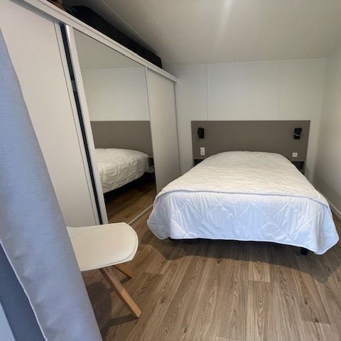 CASA MOBILE 4 persone - Ecolodge di lusso Domaine de la forêt (Immobilhome) 2 camere: aria condizionata/LL/LV/ accesso alla piscina riscaldata e coperta incluso