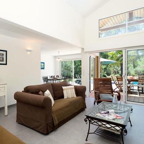 VILLA 12 people - Prestige