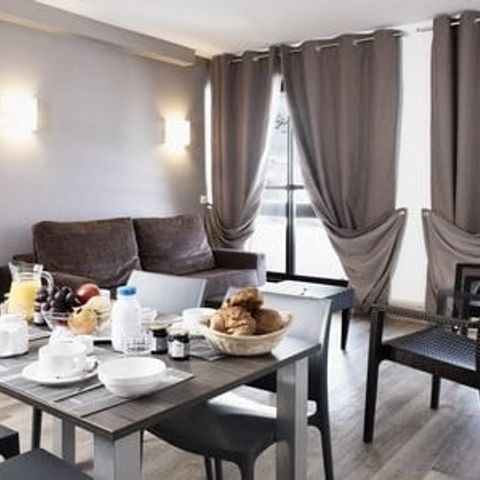 APPARTAMENTO 6 persone - Bilocale per 6 persone (Pernottamento e Prima Colazione)