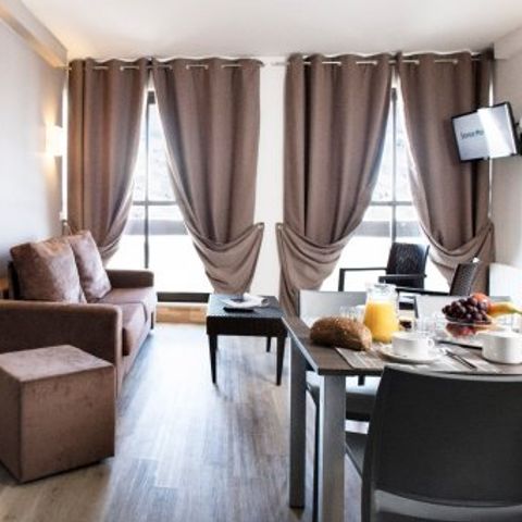 APARTMENT 6 people - 3-room flat 6 people (Bed and Breakfast)