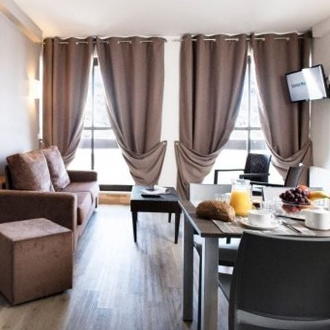 Piso 6 personas - Apartamento de 3 piezas para 6 personas (Alojamiento y Desayuno)