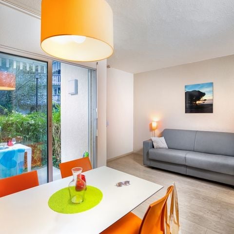 APARTEMENTO 4 personas - Piso de 2 habitaciones para 4 personas