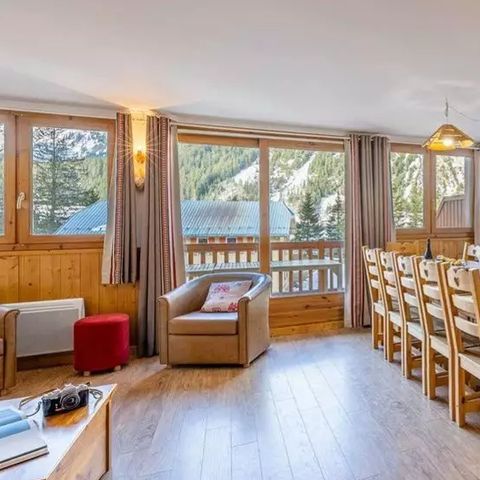 Apartment 13 persons - 5-room duplex flat sleeps 13