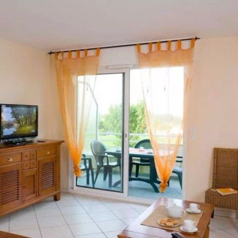 APARTMENT 4 people - Flat 2 Rooms 4 people