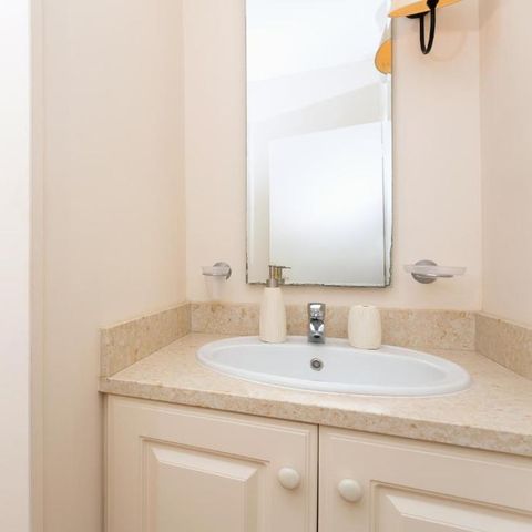 STUDIO 2 people - 2 people