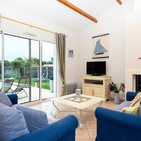 VILLA 4 people