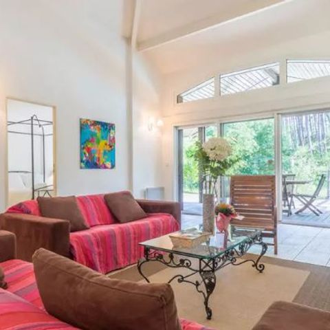 VILLA 10 people