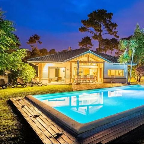 VILLA 12 people