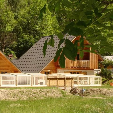 CHALET 14 people - 8 pieces