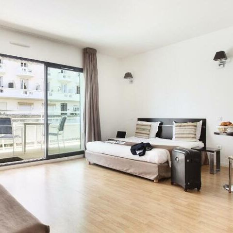 STUDIO 2 people - Cosy Nights