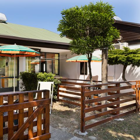 BUNGALOW 6 personas - PERRO