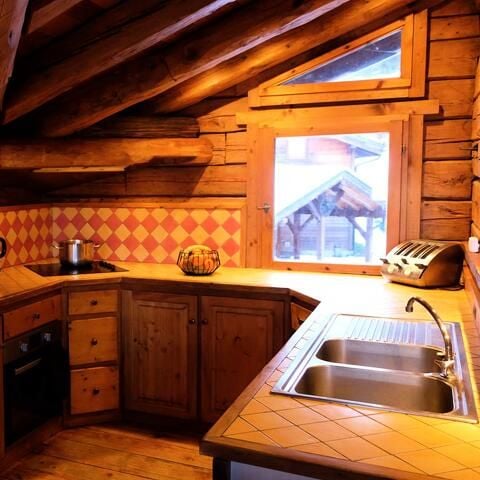 CHALET 8 people