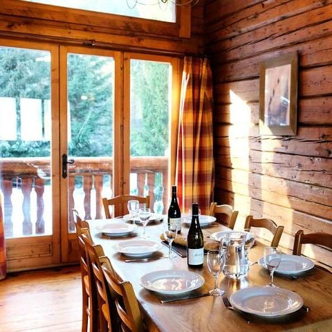 CHALET 8 people
