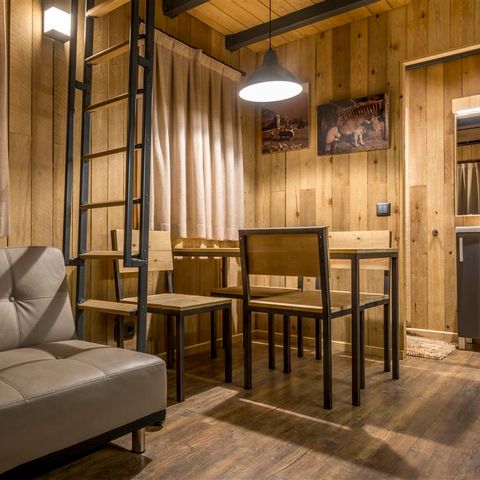 BUNGALOW 4 personas - BORDE DE LUJO