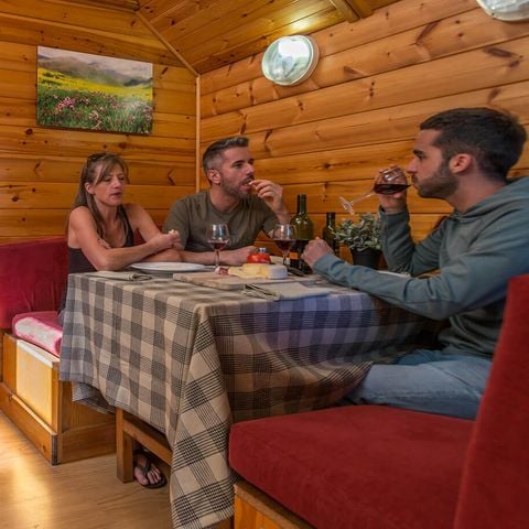 BUNGALOW 4 personas - PLETA MALADETA