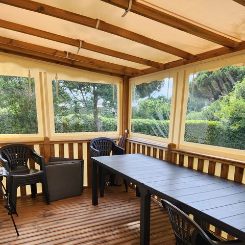 Stacaravan 8 personen - 002 (3 slaapkamers, 2 doucheruimtes) - Airconditioning, TV, Vaatwasmachine, Wasmachine - Terras