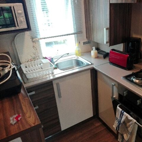 Mobile home 6 persons - 006 (3 bedrooms, 1 shower room) - Air conditioning, TV - Covered terrace